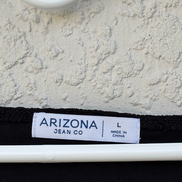Arizona Jean Company Black‎ Lace Crop Top - Picture 9 of 9